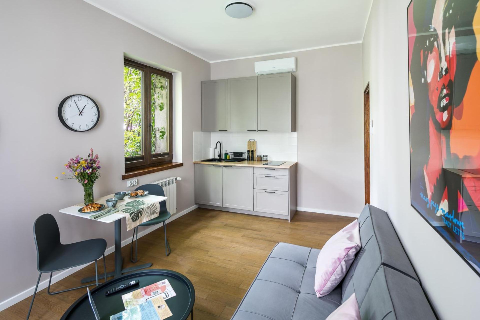 Garden House Apartments คราคูฟ ภายนอก รูปภาพ